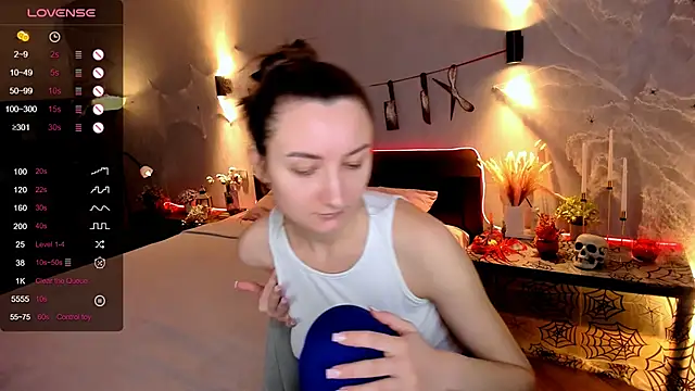 annacooleman online show from 10/23/25, 02:21