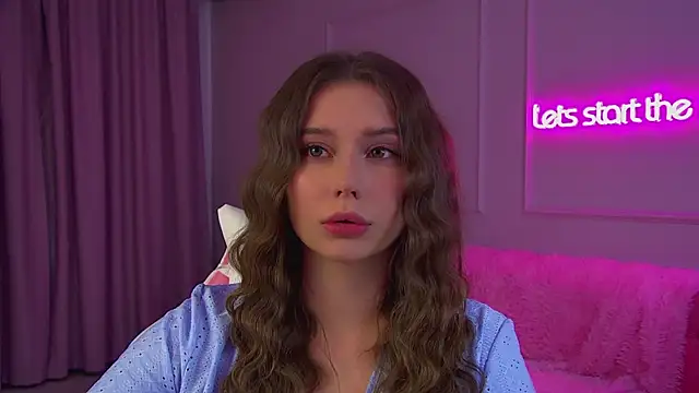 DianaVert online show from 11/13/25, 06:34