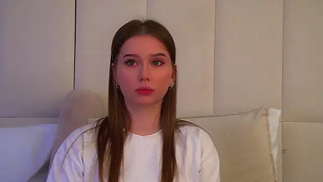 DianaVert online show from 06/25/26, 06:24