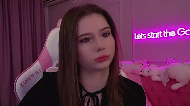 DianaVert online show from 03/18/25, 06:17