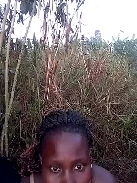 Snapshot of Sherry_she chatting on 02/13/25, 04:00 Sherry she online show from 02/13/25, 04:00