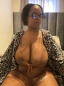 Saggy areola95 online show from 06/04/26, 08:30