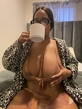 Saggy areola95 online show from 07/28/26, 02:13