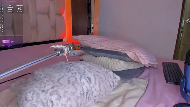 Snapshot of brendaruiz chatting on 10/29/25, 10:47 brendaruiz online show from 10/29/25, 10:47