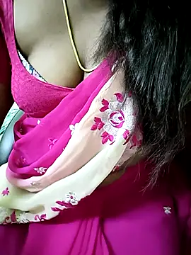Snapshot of tamil_subha69 chatting on 09/18/25, 12:02 tamil subha69 online show from 09/18/25, 12:02