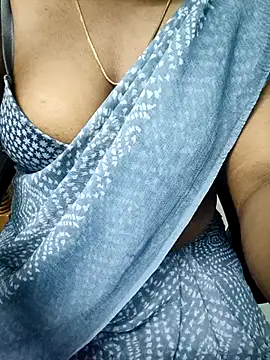 Snapshot of tamil_subha69 chatting on 07/07/26, 04:54 tamil subha69 online show from 07/07/26, 04:54