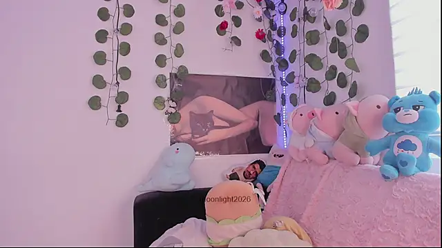 moonliiiight1 online show from 04/11/26, 05:05