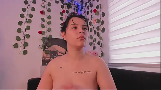 moonliiiight1 online show from 03/16/26, 05:05