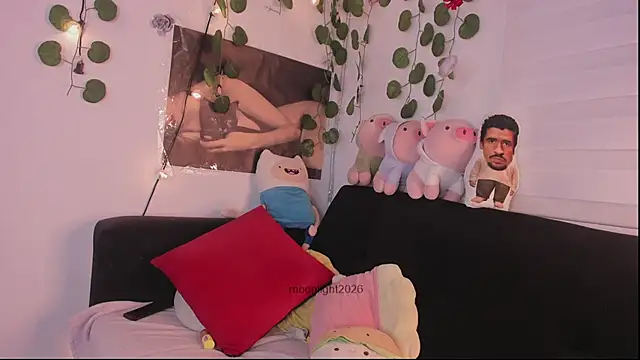 moonliiiight1 online show from 02/20/26, 11:06