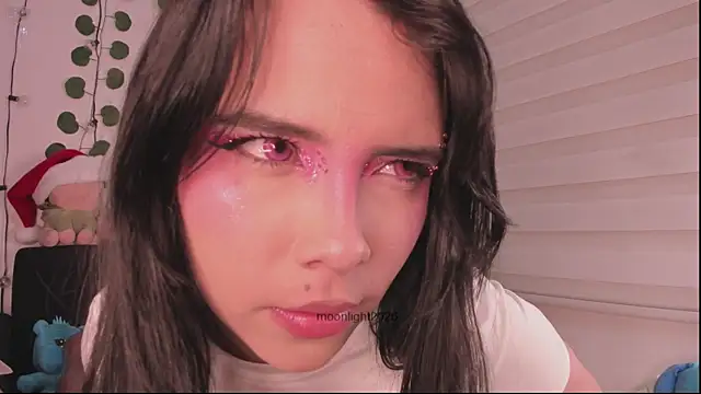 moonliiiight1 online show from 01/10/26, 01:01