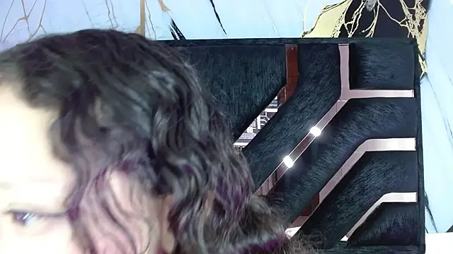 Snapshot of abbycutecs chatting on 11/13/25, 03:27 abbycutecs online show from 11/13/25, 03:27