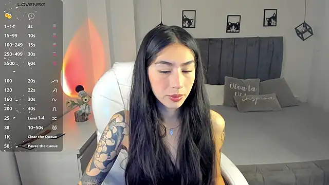 Snapshot of Beck_jones chatting on 02/21/25, 02:06 Beck jones online show from 02/21/25, 02:06