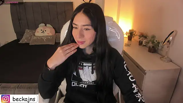 Beck jones online show from 10/28/25, 03:00