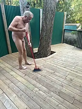 twist699 online show from 10/09/25, 04:40