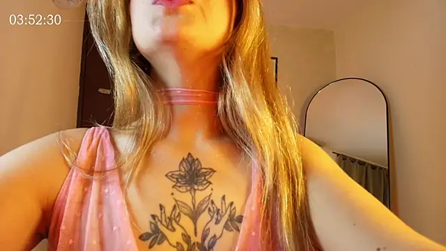 SweetJennaa online show from 06/26/26, 03:45