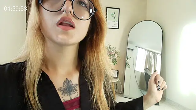 SweetJennaa online show from 07/15/26, 10:06