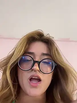 SweetJennaa online show from 12/20/25, 09:50