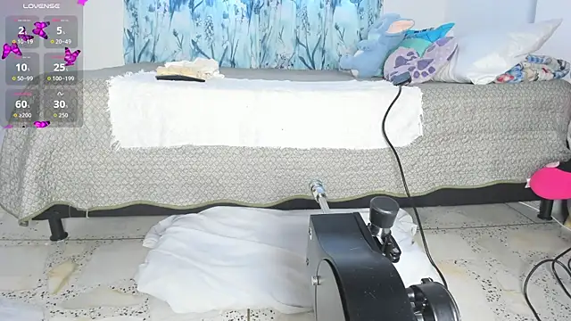 Snapshot of lily_evil chatting on 01/08/26, 05:41 lily evil online show from 01/08/26, 05:41