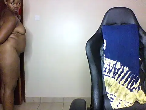 Candii wet  online show from 10/09/25, 10:43