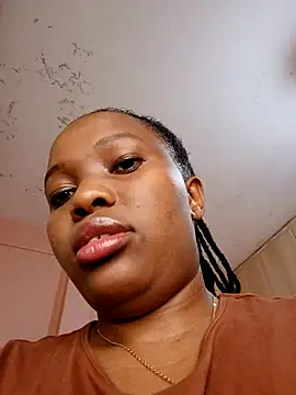 Snapshot of Hot_Tash chatting on 10/26/25, 04:07 Hot Tash online show from 10/26/25, 04:07