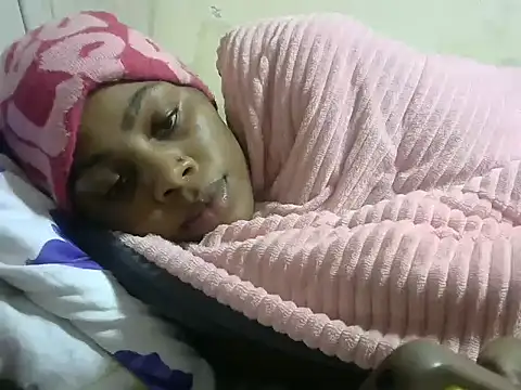 Snapshot of sweetgirlDora chatting on 09/27/25, 05:52 sweetgirlDora online show from 09/27/25, 05:52