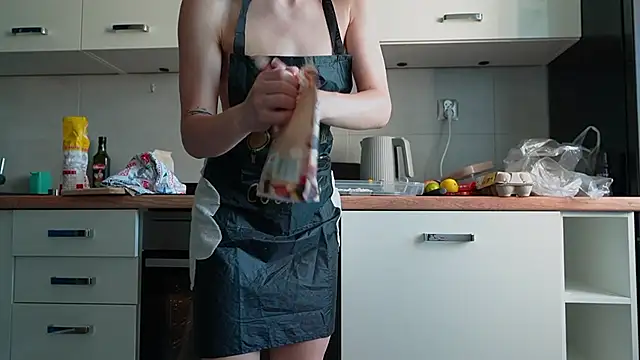 MiaRouge online show from 06/26/26, 03:29