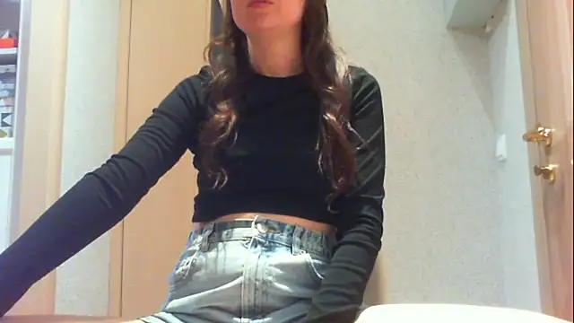 Snapshot of khu_yam chatting on 12/01/24, 04:34 khu yam online show from 12/01/24, 04:34