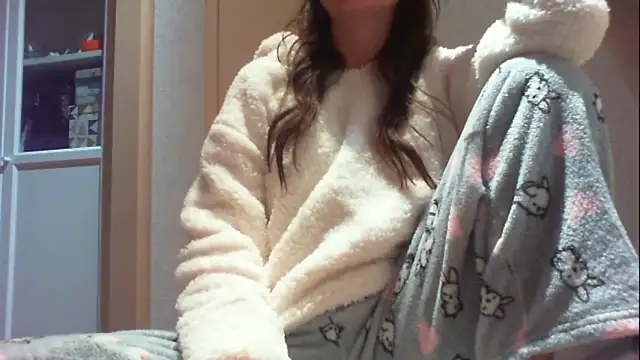 Snapshot of khu_yam chatting on 12/01/24, 07:41 khu yam online show from 12/01/24, 07:41