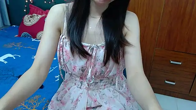 Snapshot of Cindy--Cici chatting on 02/28/25, 04:32 Cindy--Cici online show from 02/28/25, 04:32