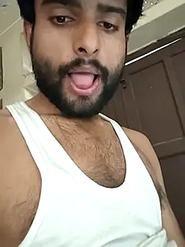 PRIYANHUxh online show from 06/03/26, 09:54