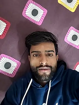 PRIYANHUxh online show from 11/13/25, 04:33