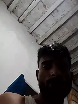 PRIYANHUxh online show from 11/30/25, 07:58