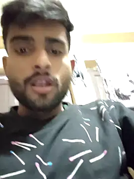 PRIYANHUxh online show from 11/30/25, 07:53