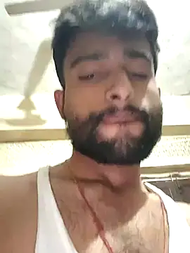 PRIYANHUxh online show from 12/16/25, 08:40