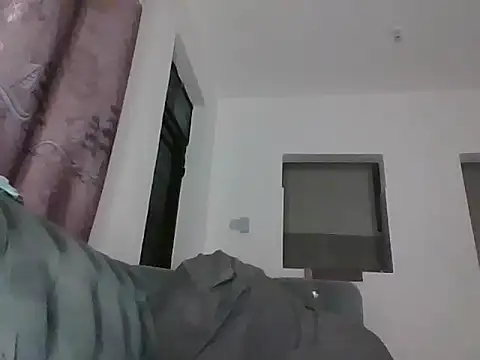 Snapshot of Candykitten chatting on 03/22/25, 10:48 Candykitten online show from 03/22/25, 10:48