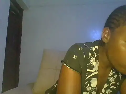 Candykitten online show from 03/12/26, 05:13