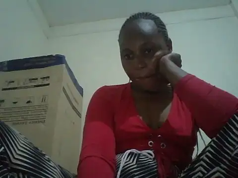 Snapshot of Candykitten chatting on 05/13/26, 06:53 Candykitten online show from 05/13/26, 06:53