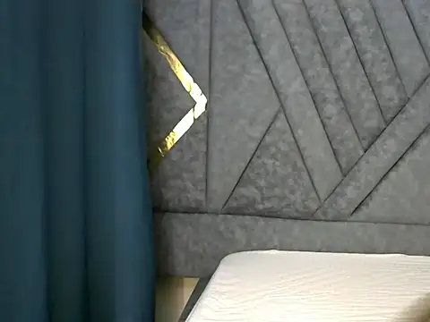 vannessa online show from 12/20/25, 07:50