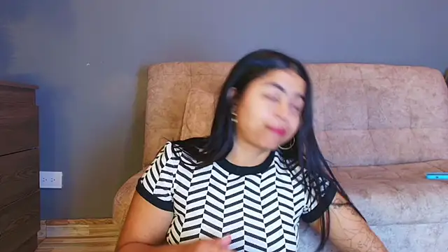 jade brunnette online show from 05/29/26, 08:26