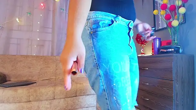 jade brunnette online show from 02/04/26, 08:04