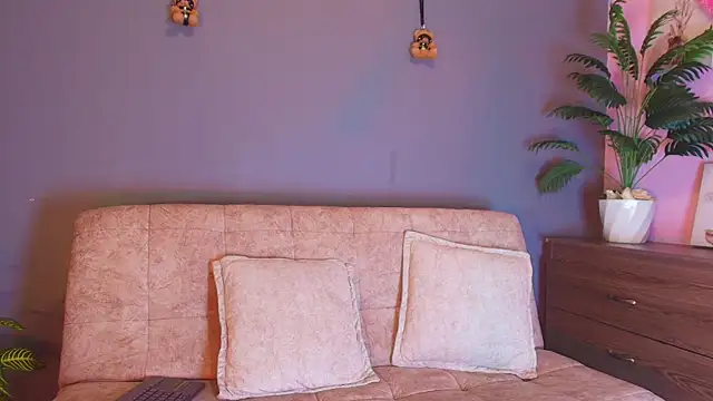 jade brunnette online show from 04/13/26, 08:13