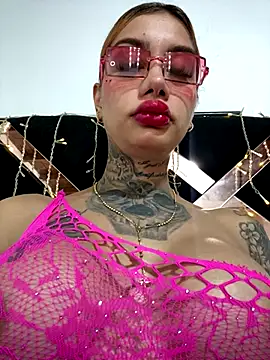 Zaratattoox online show from 11/04/25, 03:43