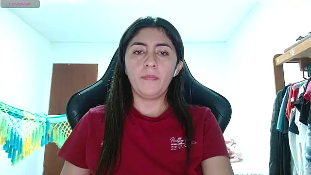 Snapshot of danna_peterson1 chatting on 07/11/26, 09:37 danna peterson1 online show from 07/11/26, 09:37