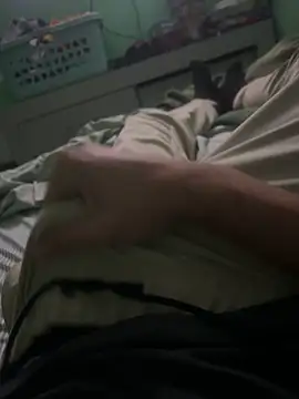 MephiticBermudas online show from 12/05/25, 01:05