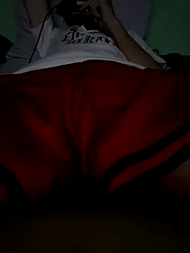 MephiticBermudas online show from 11/04/25, 01:42