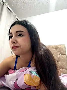 mia cooper 24 online show from 11/07/25, 03:22