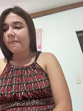Snapshot of mia_cooper_24 chatting on 02/20/25, 03:23 mia cooper 24 online show from 02/20/25, 03:23
