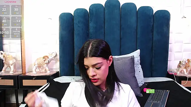 Snapshot of Maguy_Mistress chatting on 09/17/25, 11:56 Maguy Mistress online show from 09/17/25, 11:56