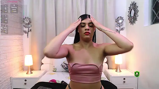 Snapshot of Maguy_Mistress chatting on 10/18/25, 12:07 Maguy Mistress online show from 10/18/25, 12:07