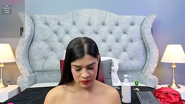 Snapshot of Maguy_Mistress chatting on 12/15/25, 12:11 Maguy Mistress online show from 12/15/25, 12:11